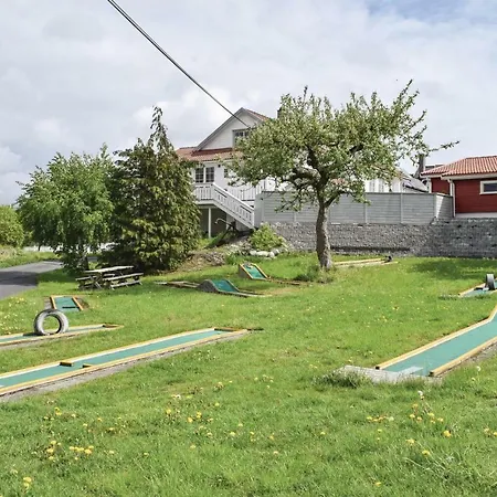 Three-bedroom In * Risør